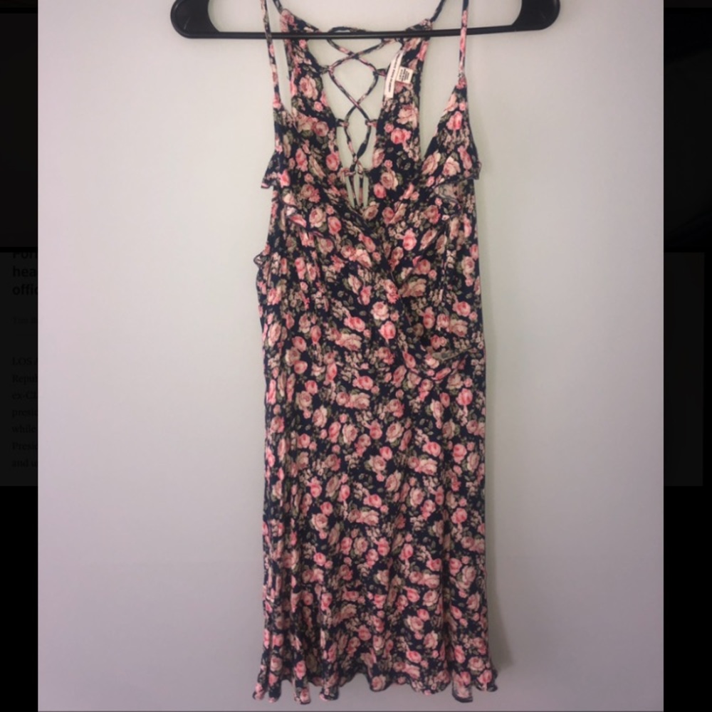 American Eagle Floral Print Dress